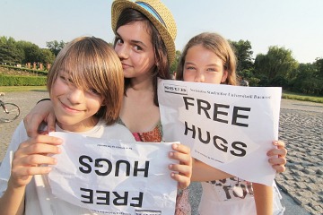 free hugs