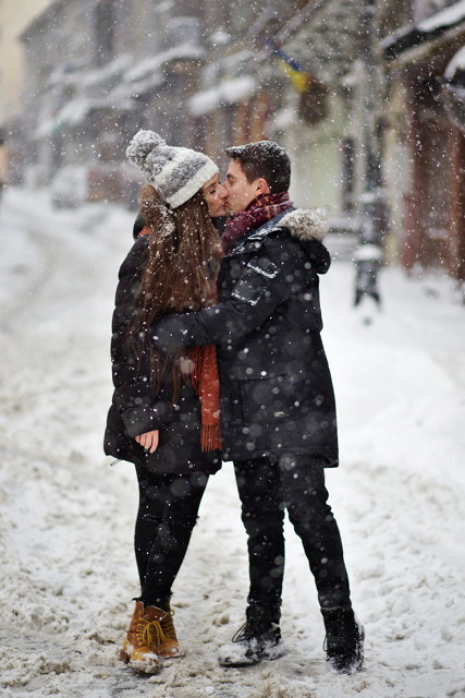 Kissing in the snow