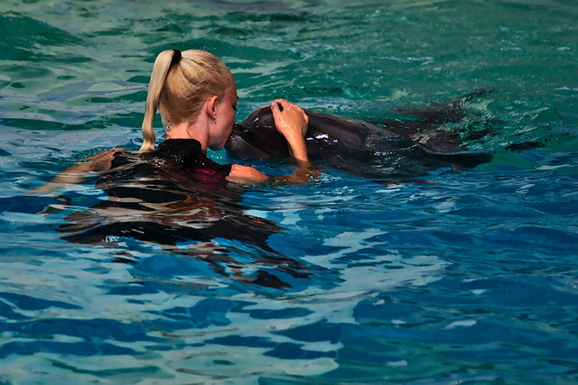 Wet kiss