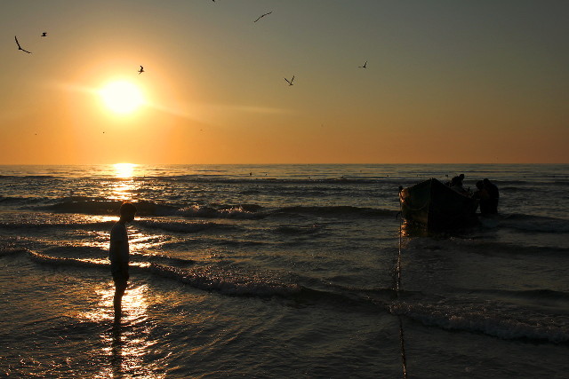 Two mornings with fishermen